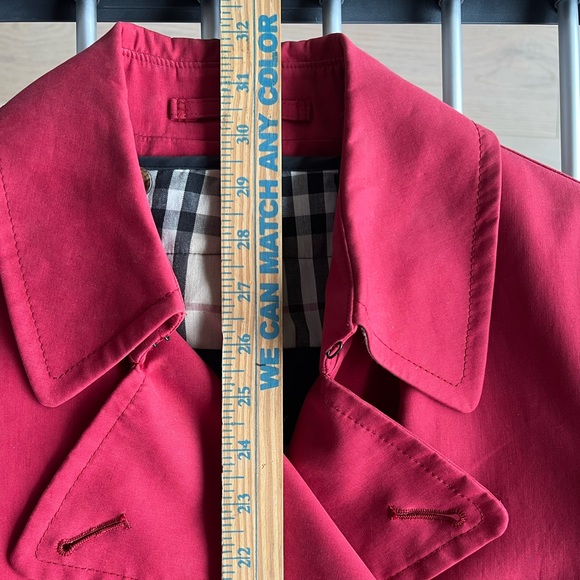 Vintage BURBERRY Coat in Red with Nova Check Liner USA large - Picture 6 of 10